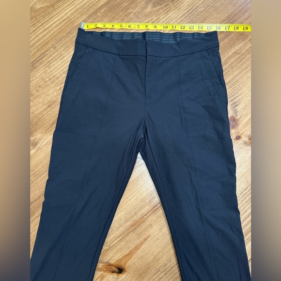 Athleta Wander Stash Skinny Pant Size 8 - black - Picture 4 of 7
